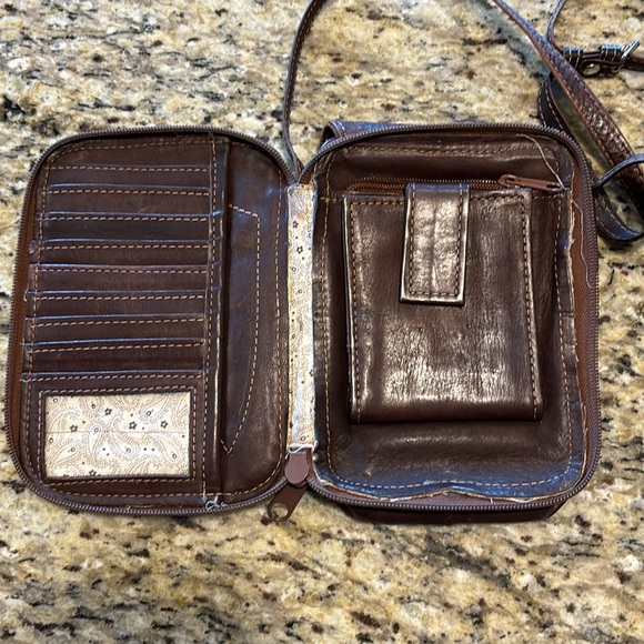 Ropin West Crossbody Purse Hand tooled - Picture 7 of 13